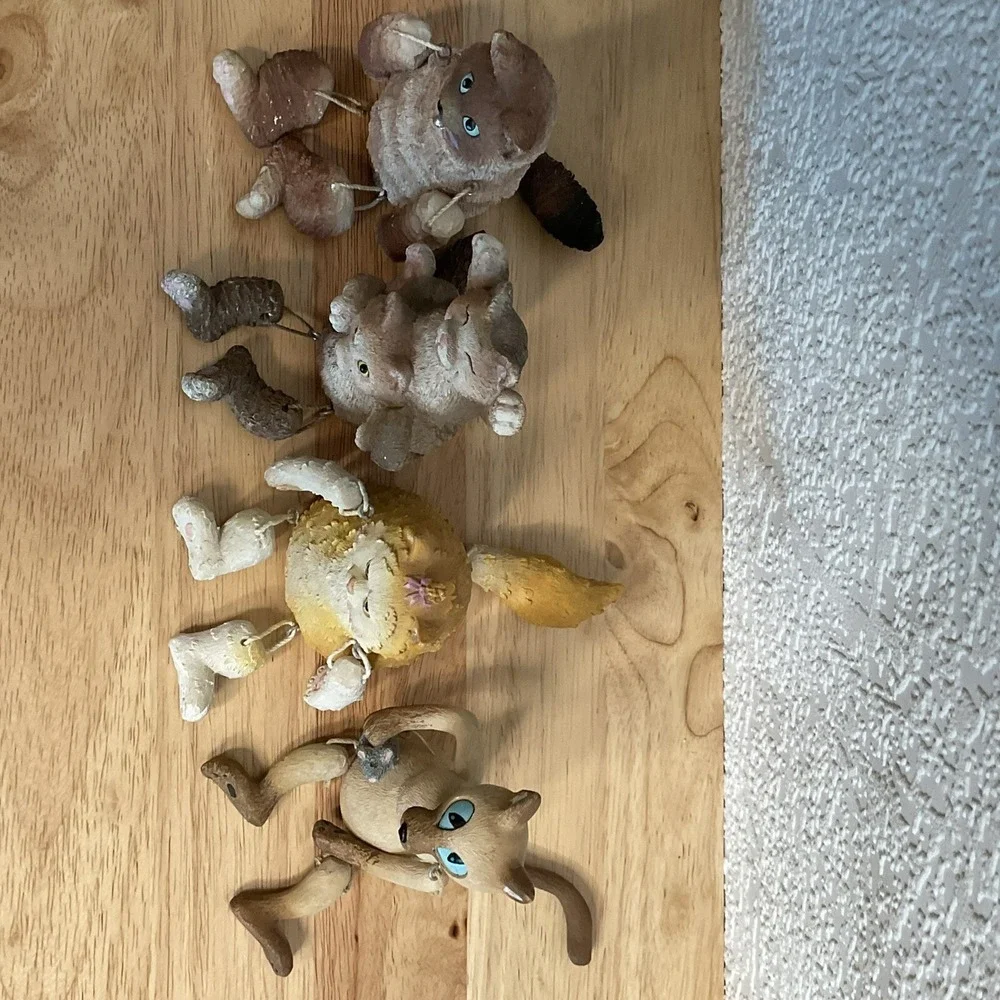 Funny Cats Figurines Lot Of 4 Shelf Sitters 2004, Dangling Arms Legs Tail Resin*